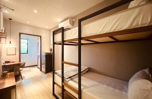 Batam Apartamento | oxy suites 2-06 at Shop House Meisterstadt Pollux Habibie