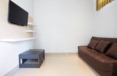 Teuku Umar Hotel | OYO 1949 Vrindavan Residence