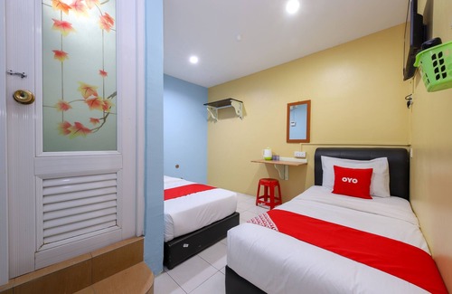 Kepala Batas Hotel | OYO 44016 Rafik Ali Motel