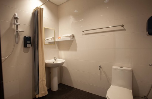 Kluang Hotel | OYO 89487 Space Hotel