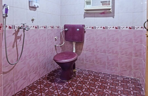 Kampong Raja Hotel | OYO 90551 Zn Mix Homestay & Roomstay