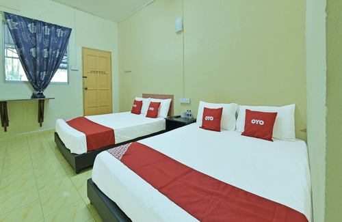 Kota Bharu Hotel | OYO 90702 Empire Inn 1