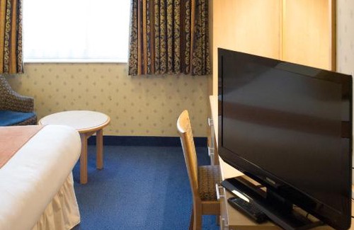 Woodhouse Hotel | OYO Flagship London Finchley