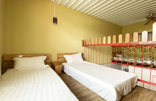 Gana-Gana Hotel | OYO HOME 90312 Rainbow Guesthouse