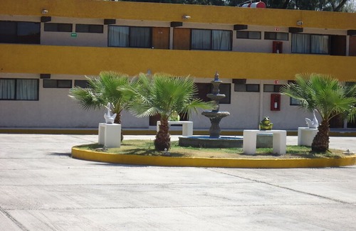 Matehuala Hotel | Oyo Hotel Casa Real Matehuala