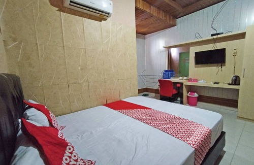 Kuala Tungkal Hotel | OYO Life 92291 Hotel Cahaya Syariah