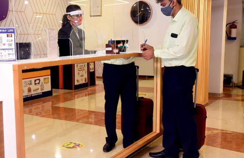 Bassi Hotel | OYO New Lucky Restaurant And Guest House