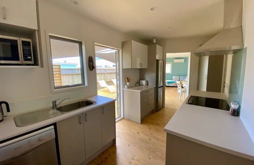 Ohope Casa | Oystercatcher Bach