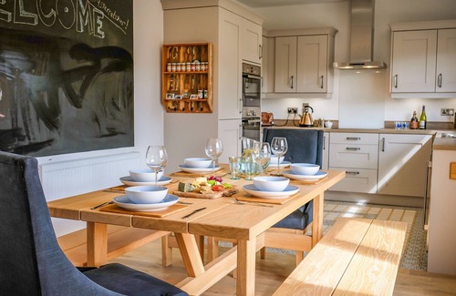 Embleton Casa | OYSTERCATCHER, admite mascotas, con un jard����n en Embleton, Ref 989762