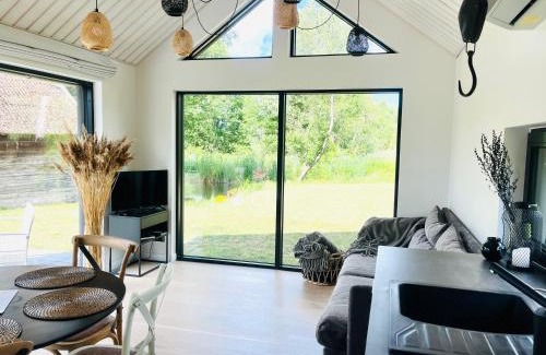 Pudisoo Casa | Pärli puhkemaja/Pearl riverside house