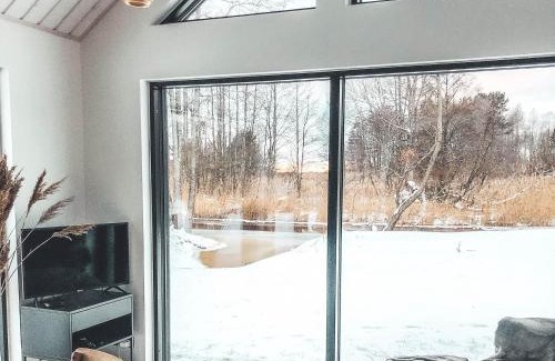 Pudisoo Casa | Pärli puhkemaja/Pearl riverside house