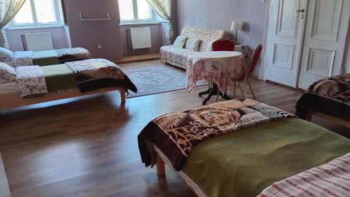 Bolkow Casa | Pałac Jastrowiec