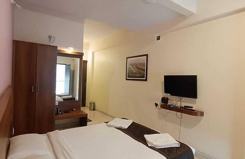 Kundapur Hotel | Paakashala Kumbashi