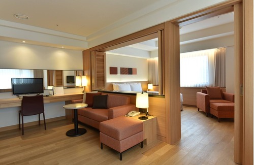 Myeongdong Hotel | Pacific Hotel