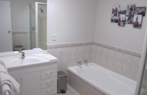 Papamoa Beach Apartamento | Pacific Palms Resort