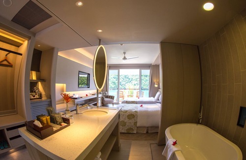 Malakal Island Complejo | Palau Royal Resort