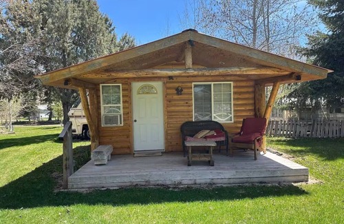 Irwin Cabina | Palisades Cabin #3