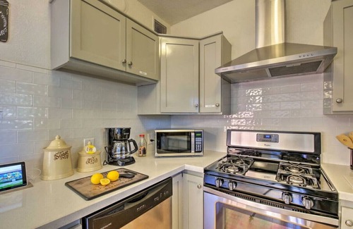 Coronado Casa | Palm house · Phoenix Home w/renovated Pool & String Lights