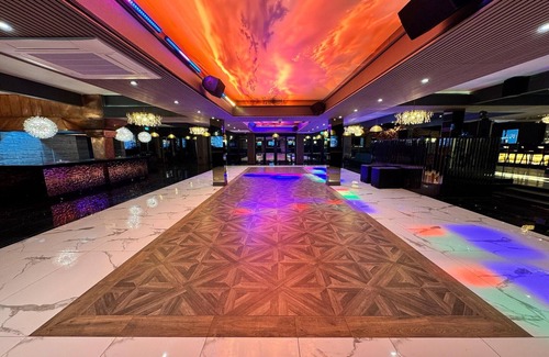 Emerson Park Apartamento | Kingston Luxe Suites Riverside ApartamentoBelvilla