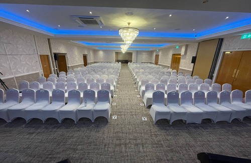 Emerson Park Apartamento | Kingston Luxe Suites Riverside ApartamentoBelvilla