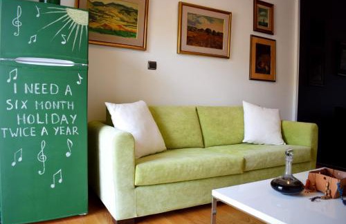 Voula Apartamento | Panorama Penthouse & Studios