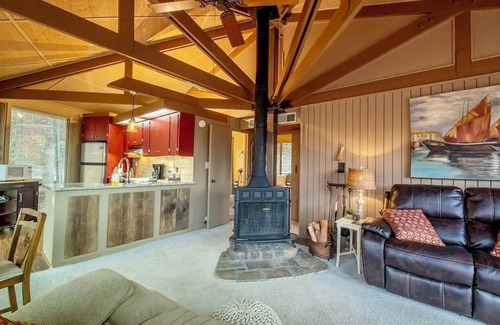 Unaka Cabaña | Panoramic Mountain and Lake View