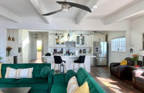 San Clemente Casa | Panoramic Ocean View Cottage and Hideaway Unit #4 and B