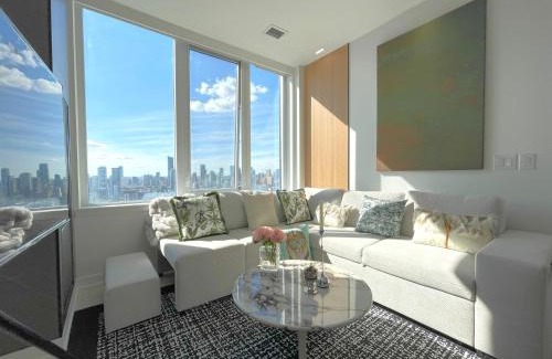 Downtown Toronto Apartamento | Panoramic Skyline 2bedrooms Penthouse Suites CN Tower Toronto INFIVILLA