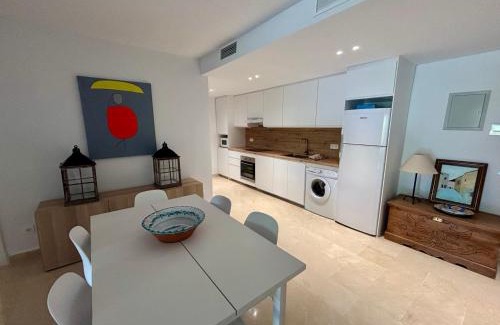 Benahavis Apartamento | Paradis sur le Golf de le Quinta avec accès direct à la piscine