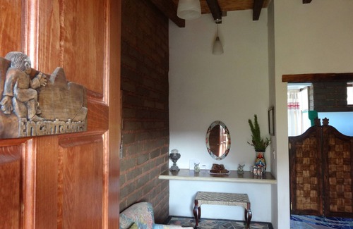 San Pedro Hotel | Paradise Hotel Boutique & Lounge