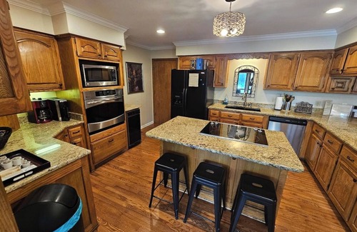 Hot Springs Village Casa | Paradise Lakefront w/optional Boat Rental