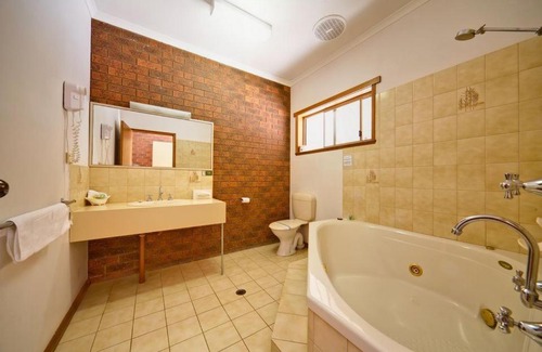 Kialla Hotel | Paradise Lakes Motel Shepparton