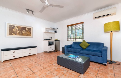 Palm Cove Hotel | Paradise on the Beach Resort - Palm Cove