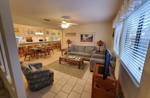 Sugar Beach Casa | Paraíso en la playa con aguas cristalinas y complejo frente al golfo - 2 BR Suites