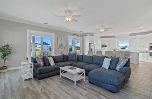 Pensacola Beach Casa | Paradise Palms