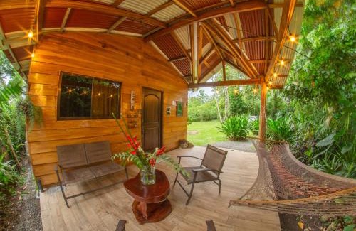 La Fortuna Chalet De Esquí | ParadiseTropical Garden Cabin with private jacuzzi
