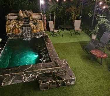 La Fortuna Chalet De Esquí | ParadiseTropical Garden Cabin with private jacuzzi