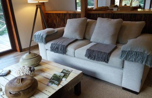 Puerto Bertrand Cabina | Parador Loberias del Sur Puerto Bertrand