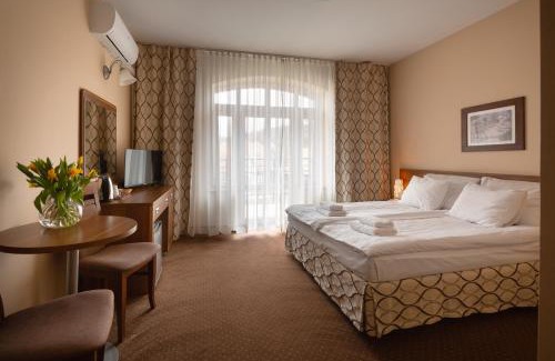 Kudowa Zdroj Hotel | Paria Hotel