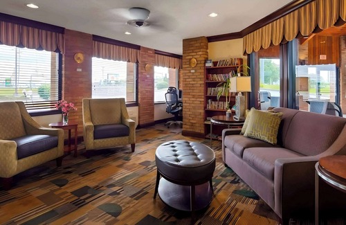 Grove City Hotel | Park Inn by Radisson