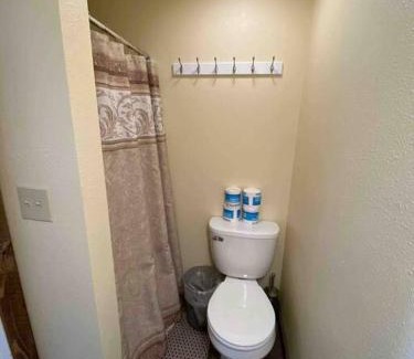 Gardiner Casa | ParkWay Yellowstone Riverside Studio #6