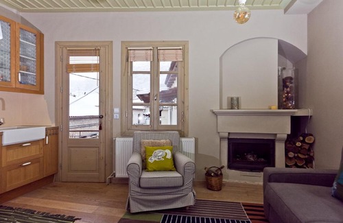 Arachova Chalet De Esquí | Parnassiko Guest House
