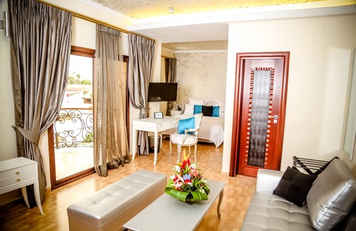 Douala Hotel | Particular Destiny Suites