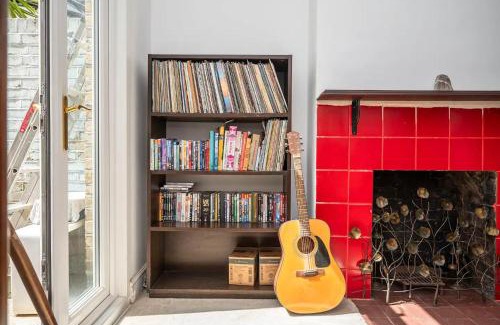 Peckham Rye Casa | Pass the Keys Large Period House with Garden near Peckham London