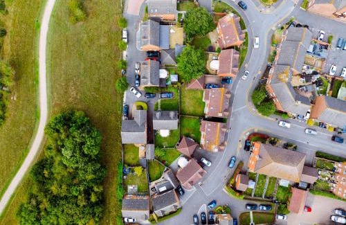 Hatfield Casa | Pass the Keys Spacious 4-Bedroom Home Prime Hatfield Location