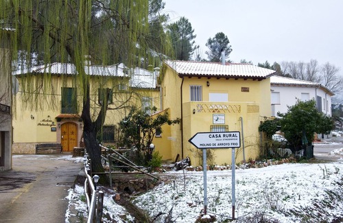 Dehesa de Santiago Cabaña | Molino Pataslargas con encanto en Río Mundo