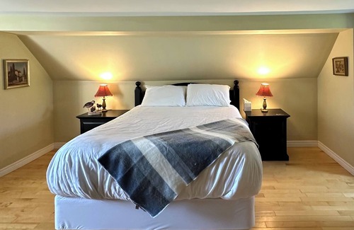 Perth-Andover Hotel | Pathsaala Inn & Restaurant