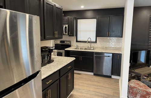 Trenton Cabina | Peaceful 3 Bed/2 Ba on Lookout Mountain. Sleeps 10