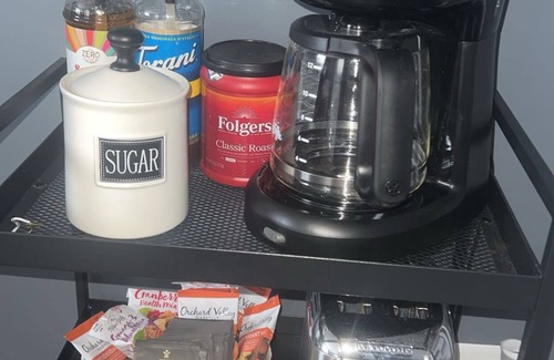 Ashburn Casa | Peaceful and Lovely 3-bedroom house near MDW. Furry friends welcomed