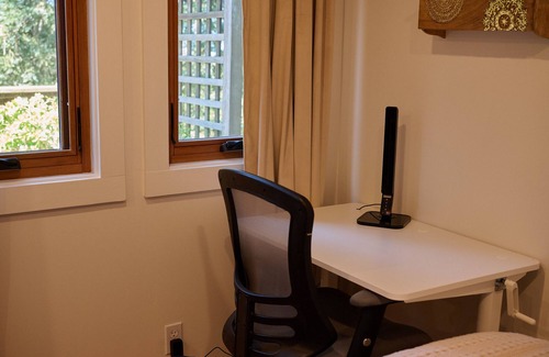 Berkeley Hills Apartamento | Peaceful Berkeley Hills Studio - Bay View + Private Deck + Prime Location